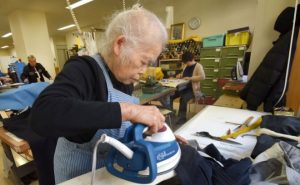 Lao động cao tuổi có được rút ngắn thời gian làm việc hay không?