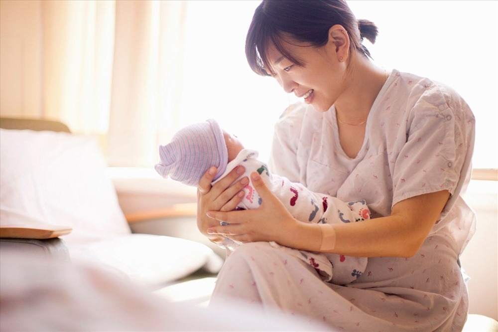 Nghỉ trước khi sinh con 2 tháng có được hưởng chế độ thai sản?